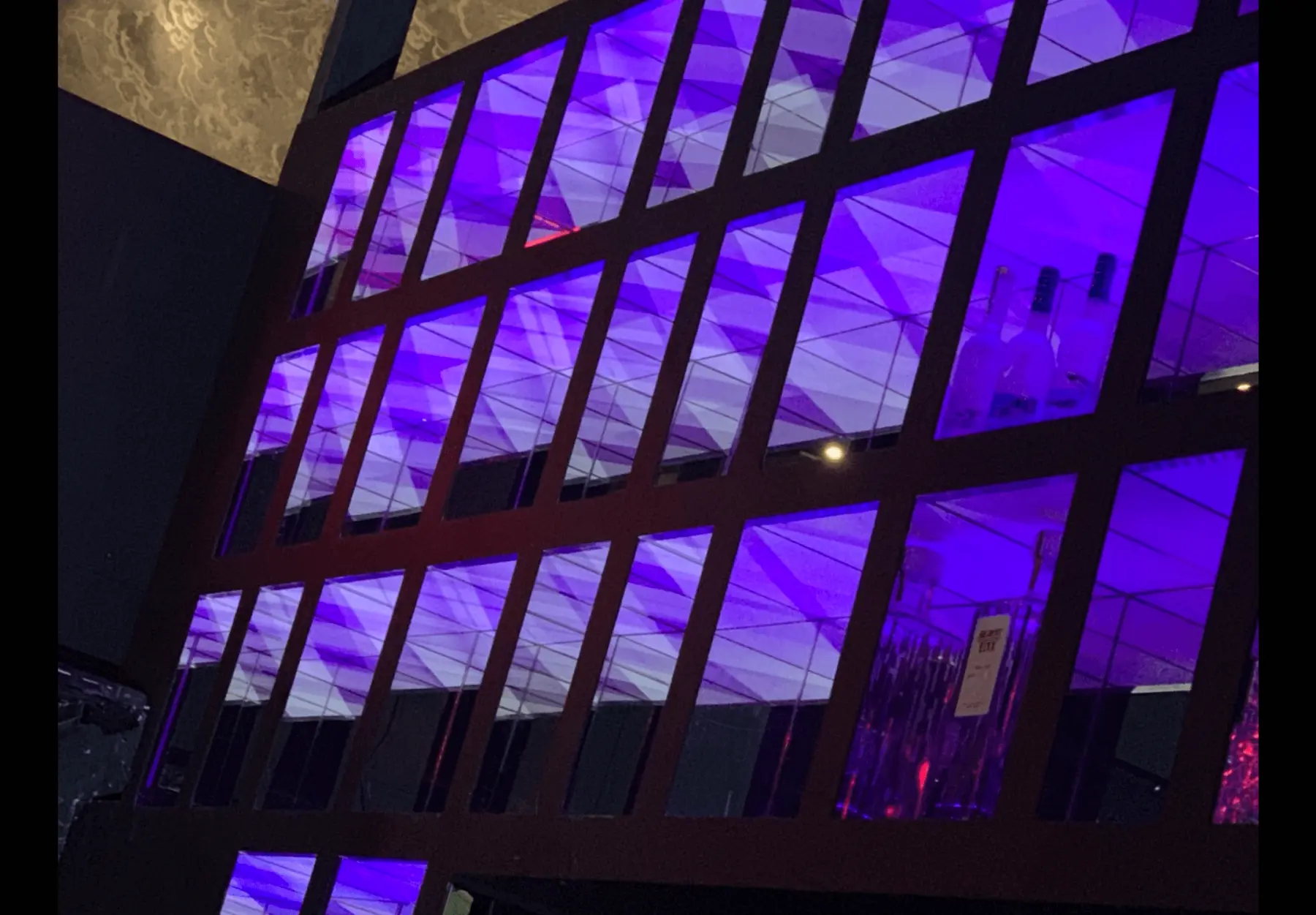 Plexiglas